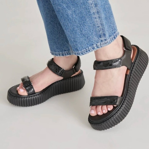 Dolce Vita Shoes - New Dolce Vita Debra Platform Sandals Midnight Black Embossed Leather
Women's 9